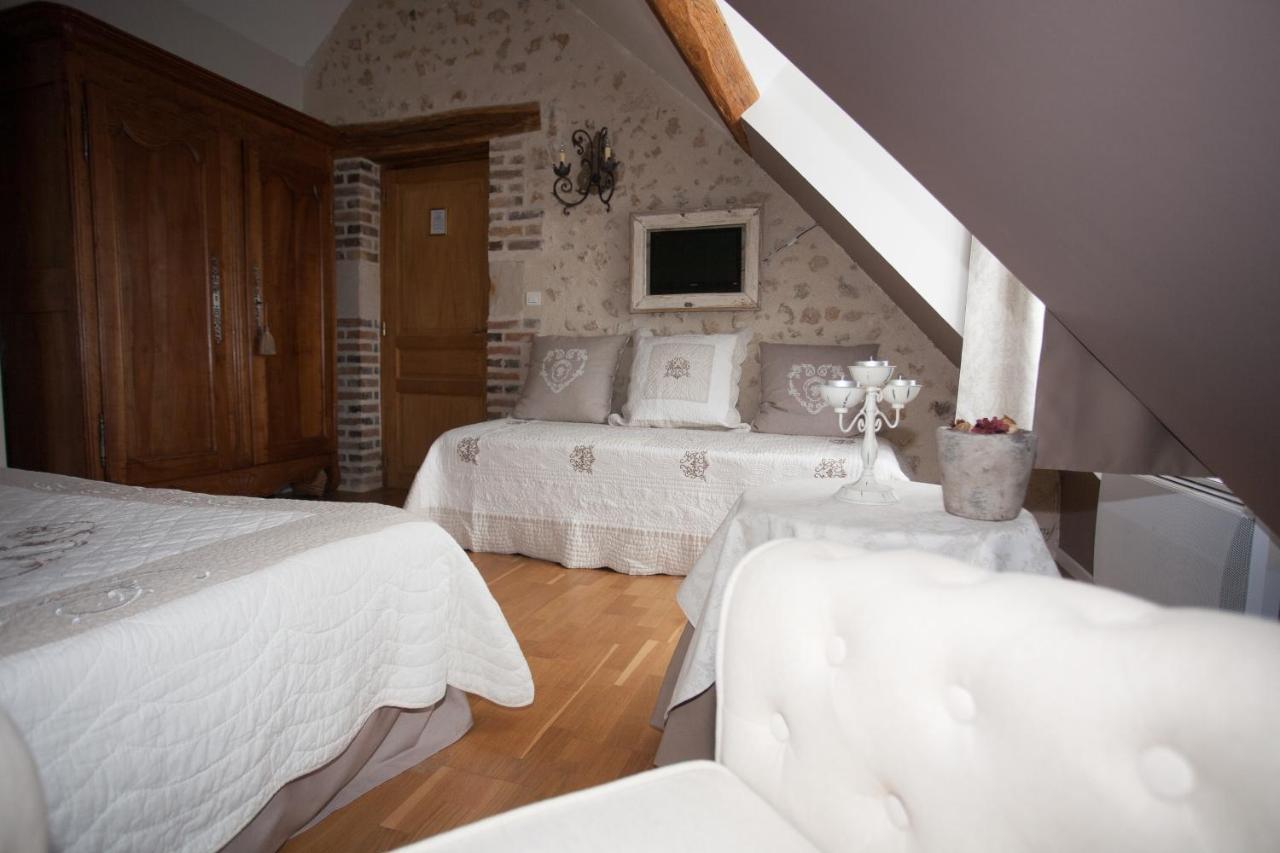 Bed and Breakfast Les Jarrieres Dame-Marie-les-Bois Экстерьер фото