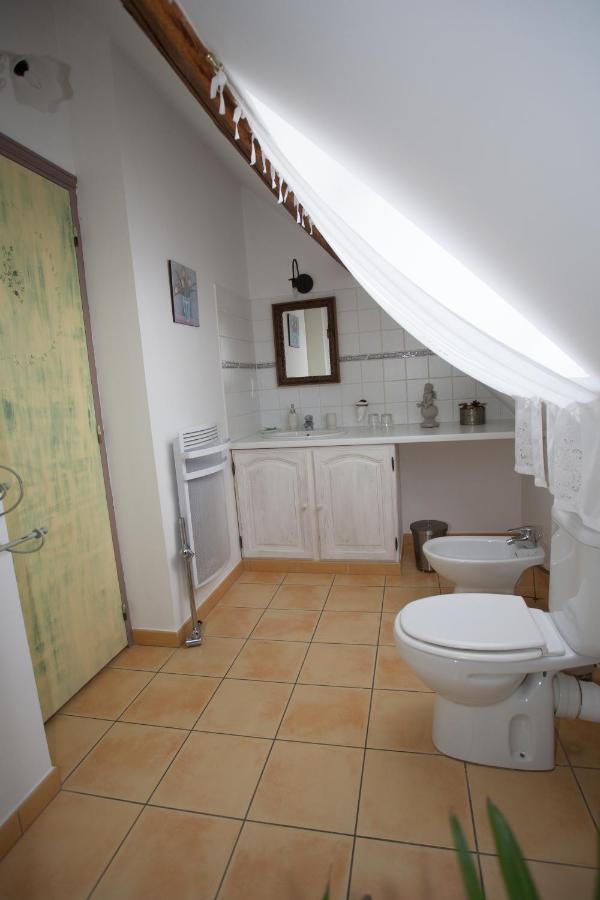 Bed and Breakfast Les Jarrieres Dame-Marie-les-Bois Экстерьер фото