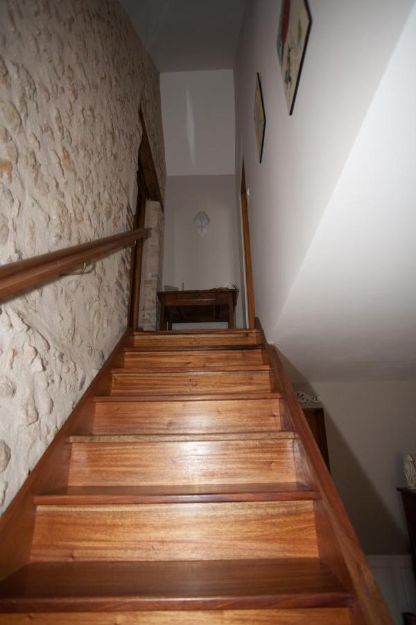 Bed and Breakfast Les Jarrieres Dame-Marie-les-Bois Экстерьер фото